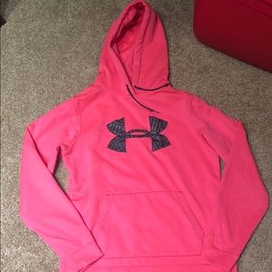 Preteen/ teen girls under armor sweatshirt